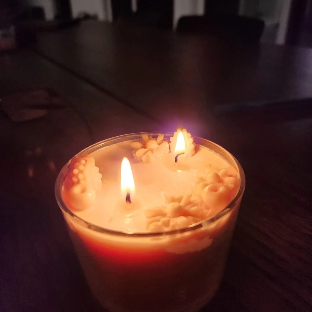 Customizable Handmade Candles - Picture 9 of 15